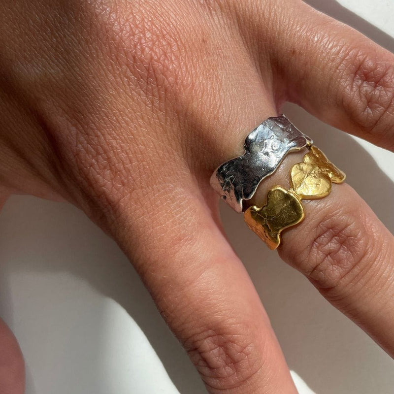 Stine a Gold Splash Lava Ring