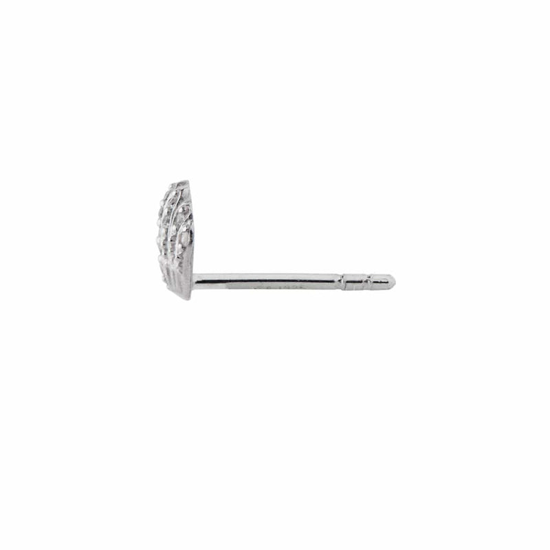 Stine A Tres petit vintage skell earring - silver