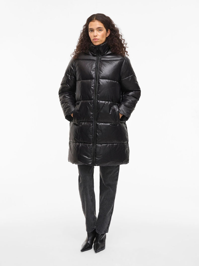 Vila Lidda L/S Hood Shinny puffer jacket - Black
