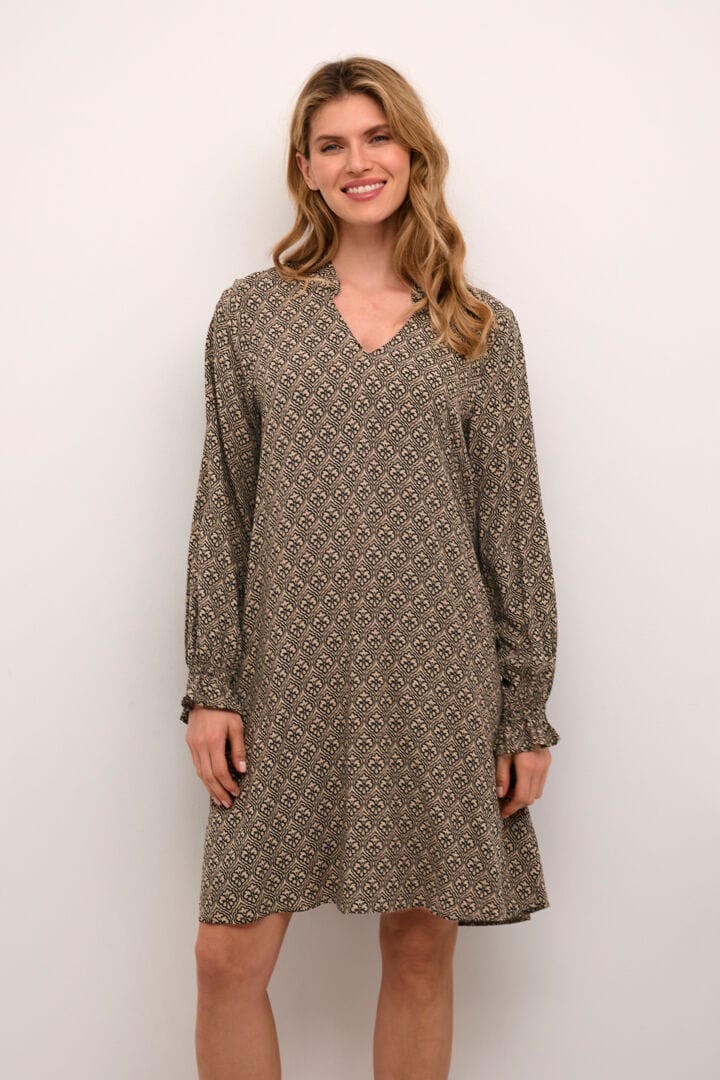 Culture Safi Bello Dress - Sand Graphia