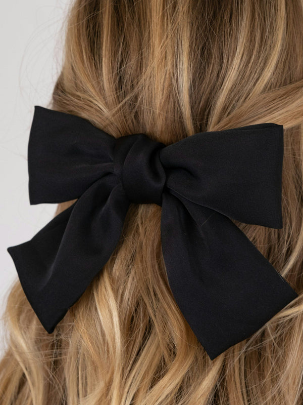 Neo Noir bow Hair Clip -Black
