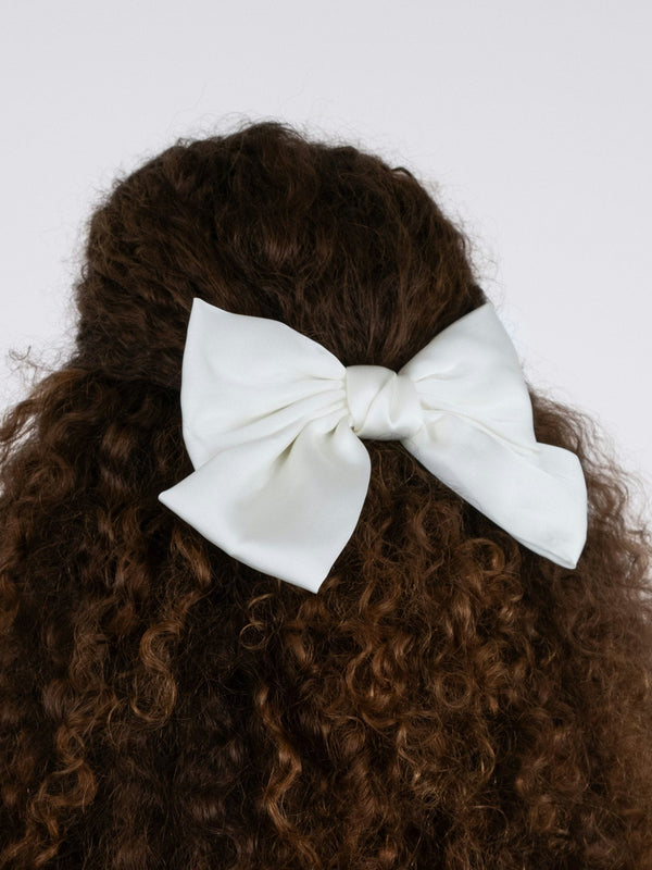 Neo Noir bow Hair Clip - White