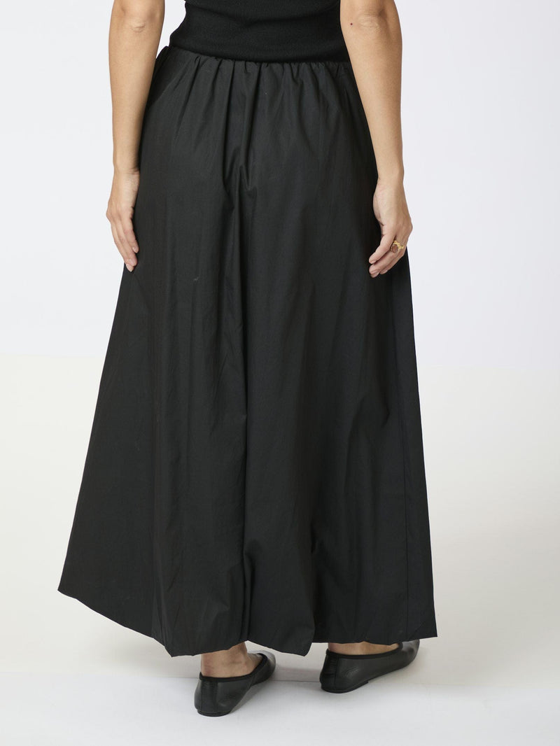 Neo Noir Ober Long Ballon Skirt - Black