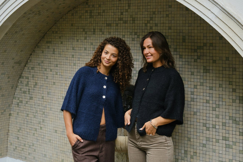 Neo Noir Benuta Fluffy Knit Cardigan - Navy