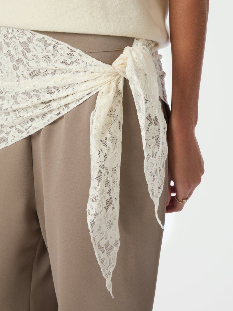 Neo Noir Serina Lace Scarf - Cream