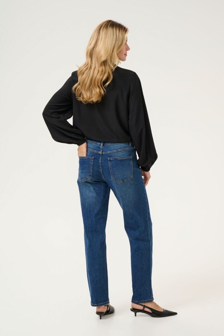 Culture Varina Ami Momfit Jeans - Dark Vintage Blue Wash