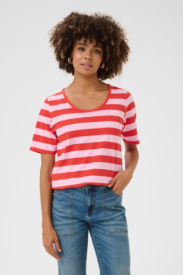 Culture Benzo Deia T-shirt - Fiery Red/Lilac S