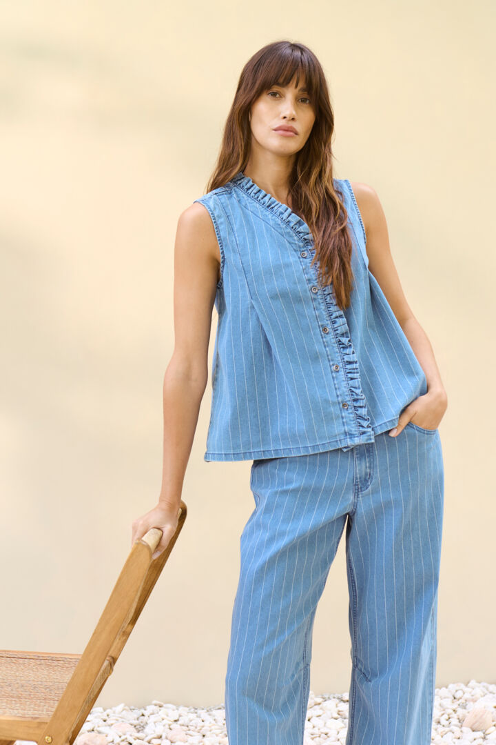 Culture Renny Sleeveless Shirt - Light Blue Denim