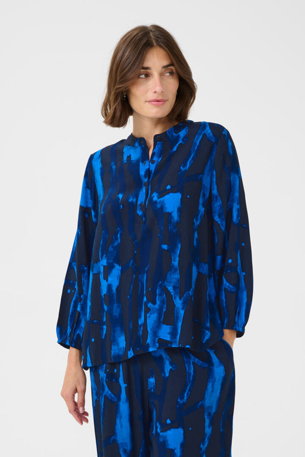 Culture Ashley Charina Blouse - Blue Graphic
