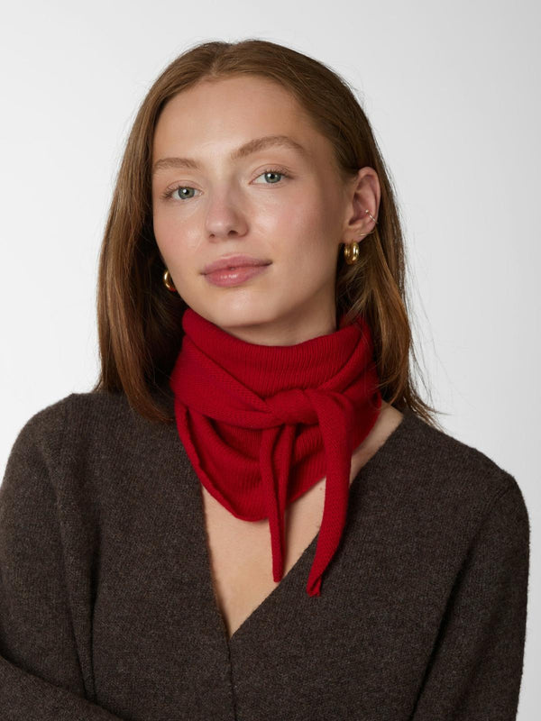 Neo Noir Misty Knit Scarf - Red