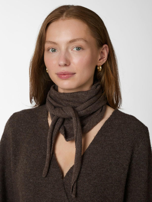 Neo Noir Misty Knit Scarf - Dark Brown