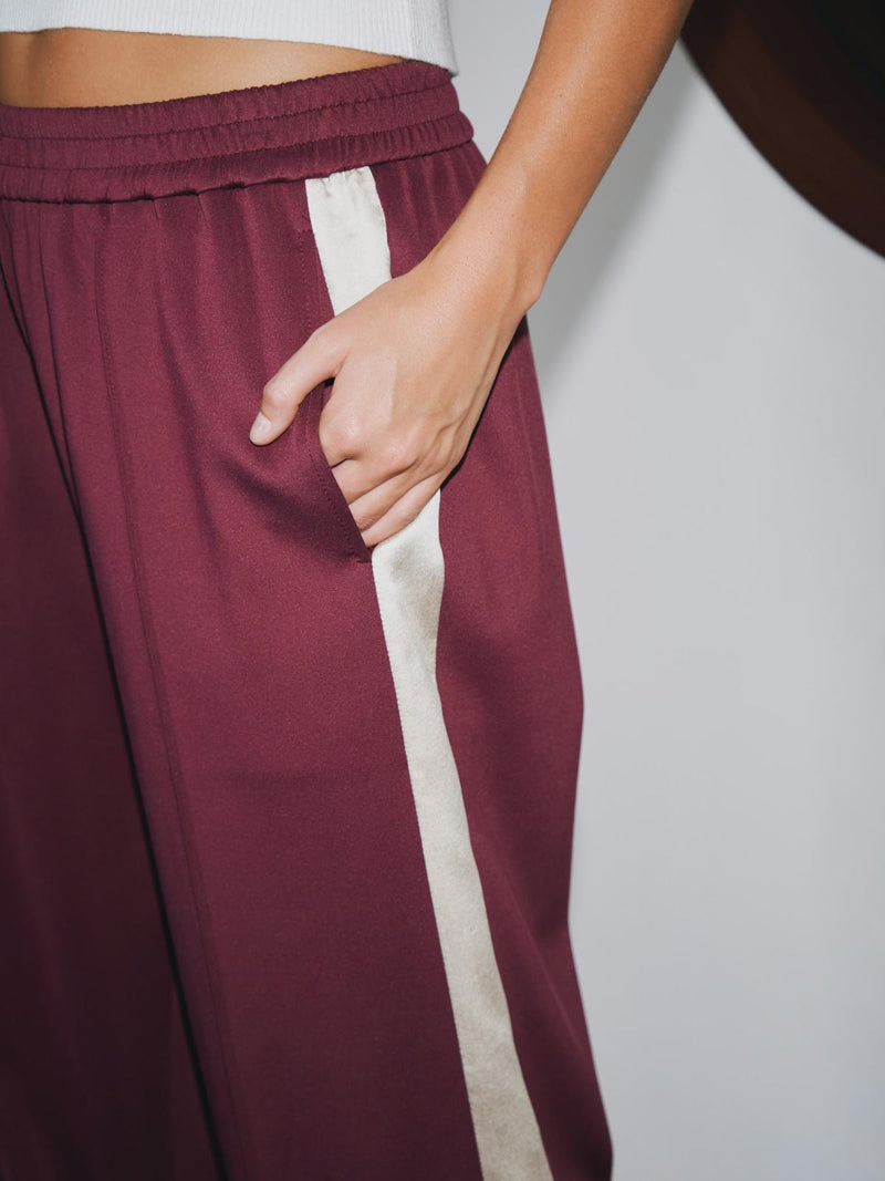 Neo Noir Puggy Track Suit Pants - Bordeaux