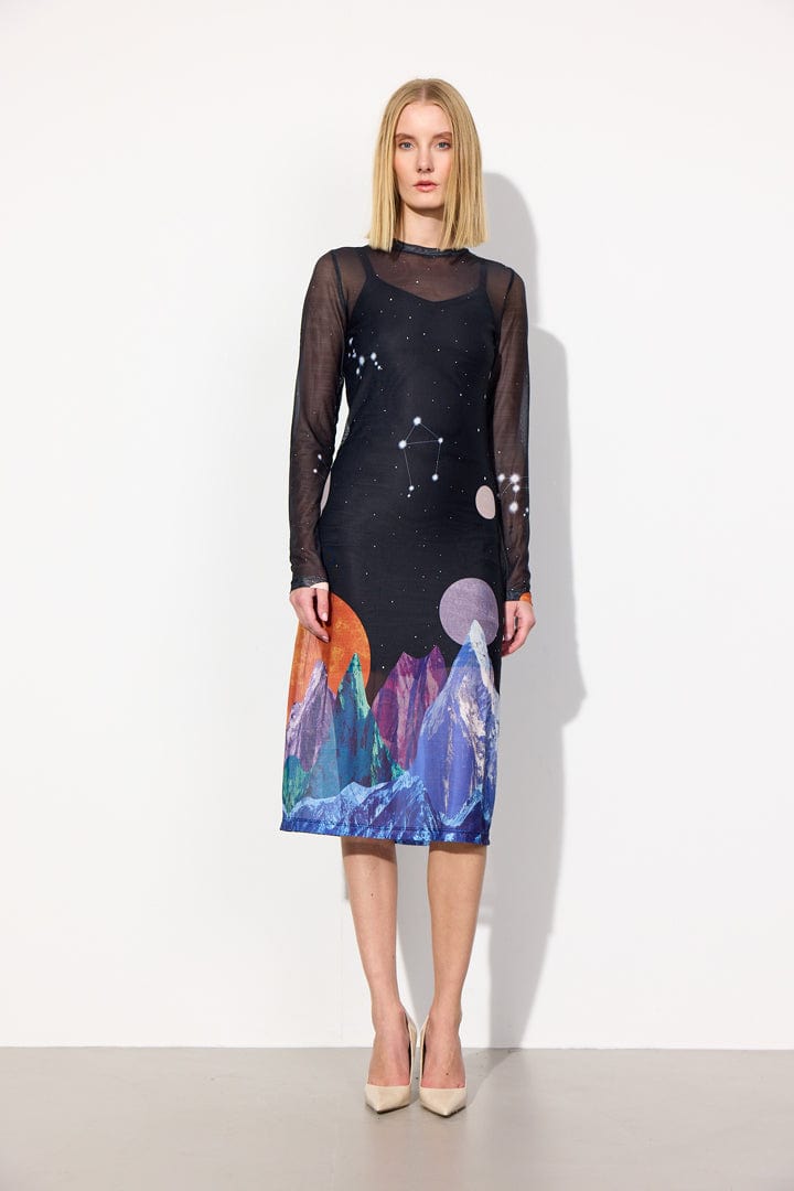 Hunkøn Annika Mesh Dress - Outer Space Art Print