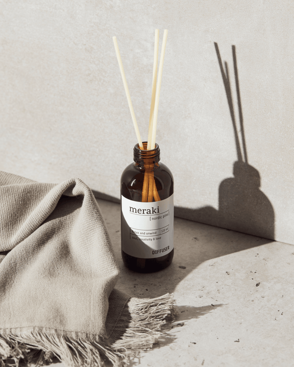 Meraki Diffuser w. 7 sticks - Nordic pine