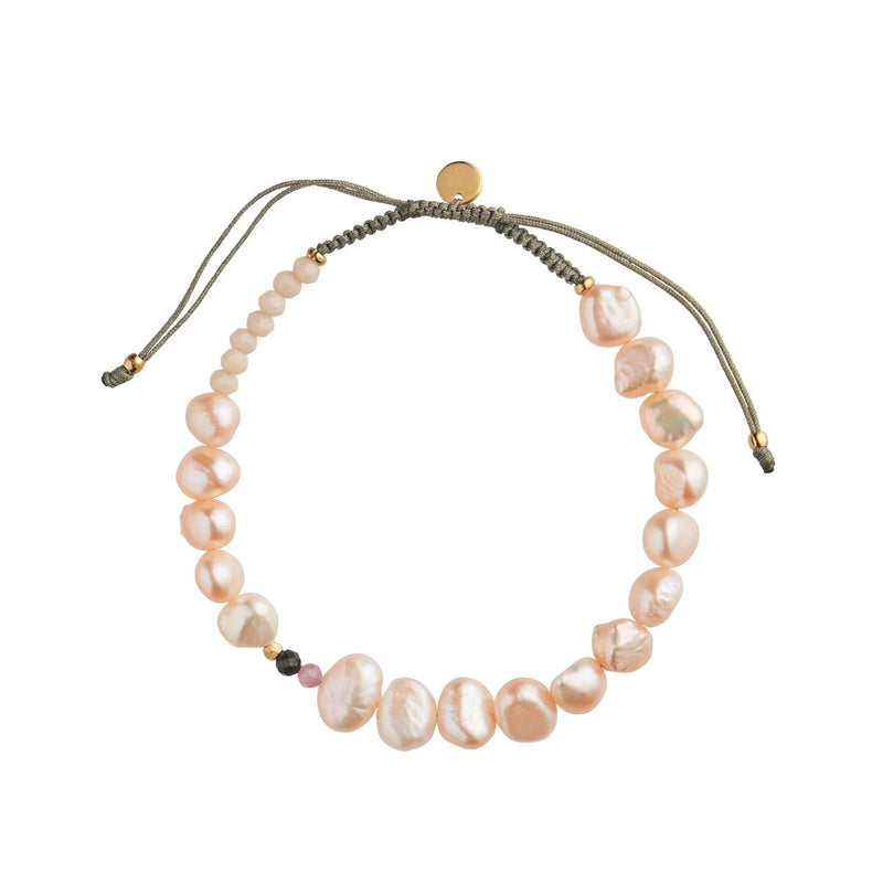 Stine a Perlie Soft Pink Bracelet