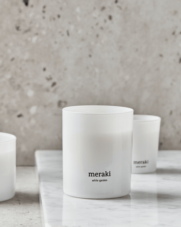Meraki Scented candle - White garden