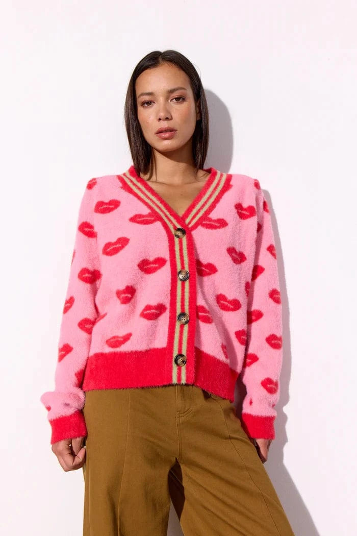 Hunkøn Lilou Cardigan - Kiss Me Art Print