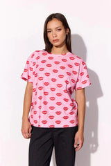 Hunkøn Lips T-shirt - Kiss Me Art Print