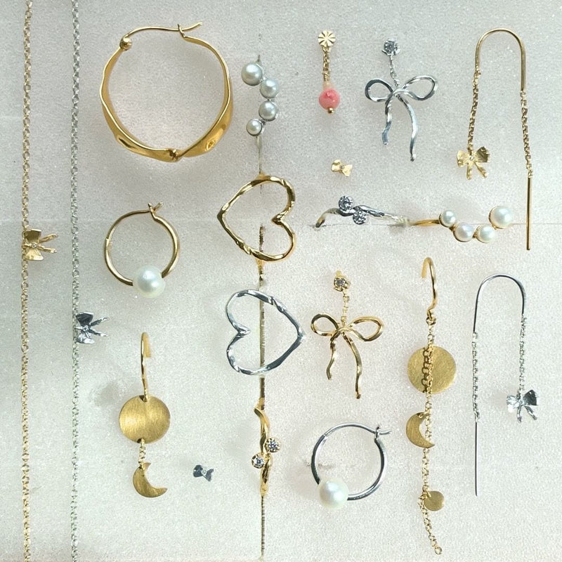 Stine a Sun And Moon Earring with Chain