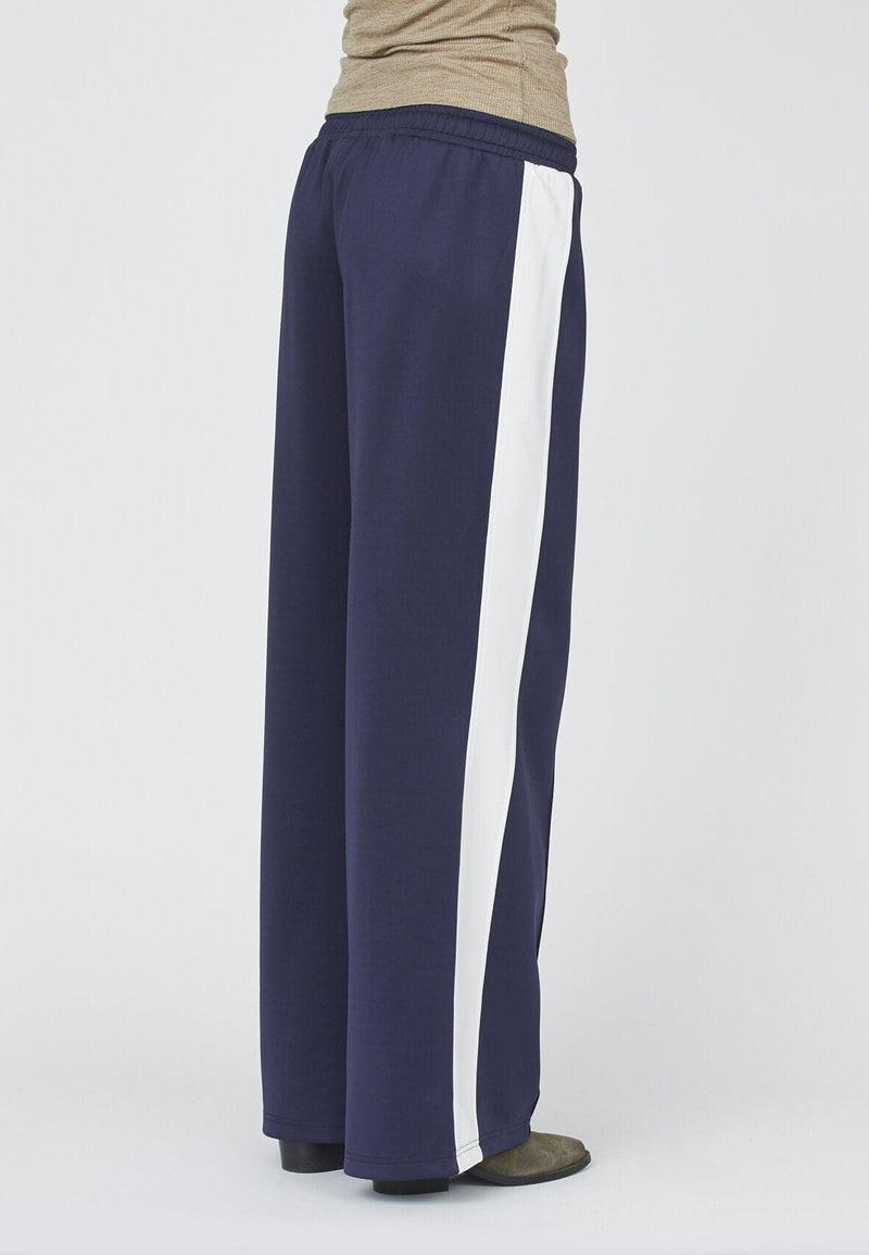 Love & Divine Love1284 - Navy/White