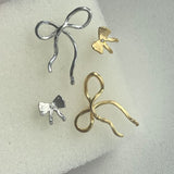 Stine A - Petit Bow Earring White stone  - Gold