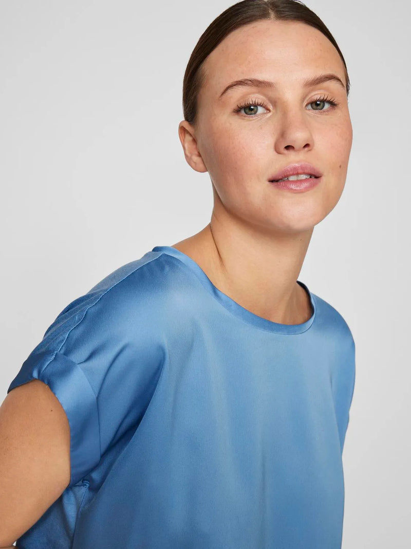 Vila Ellette S/S satin top - Blissful Blue