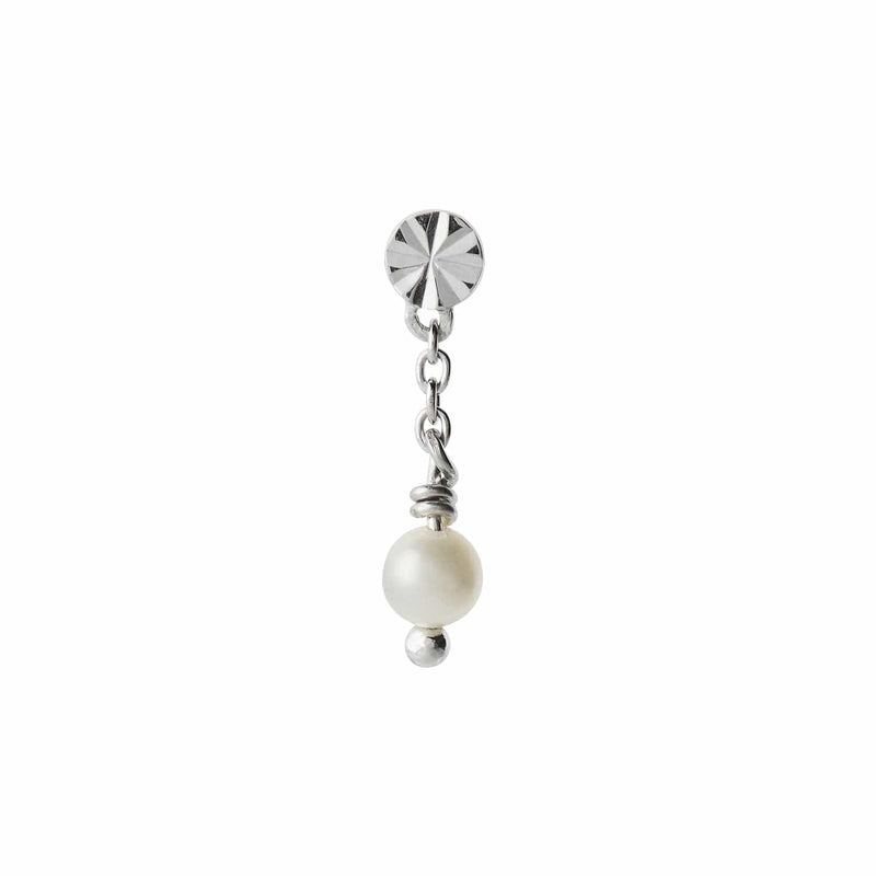 Stine A - Tres Petit Etoile Earring With Pearl Silver